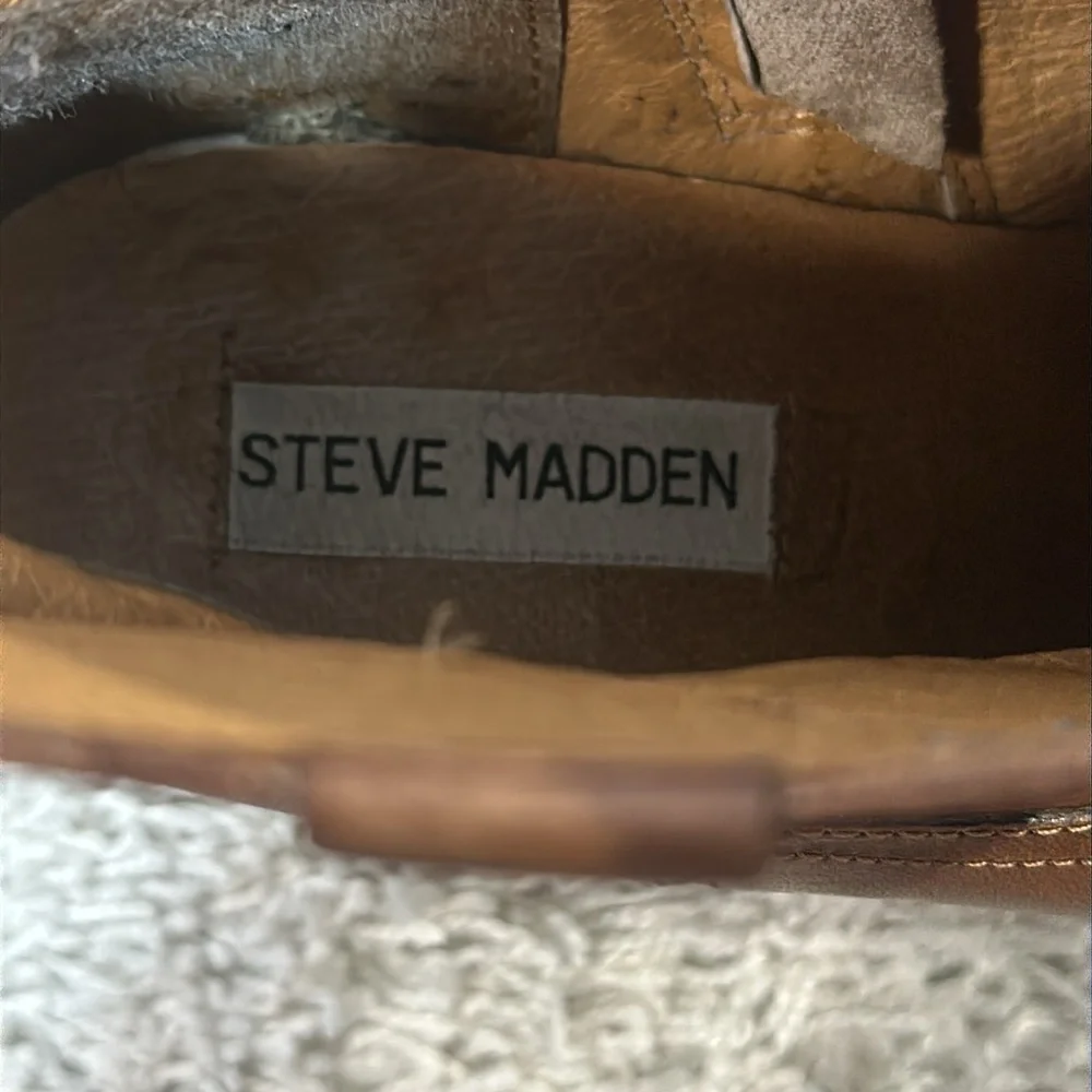 STEVE MADDEN 9M So Good Cognac Leather Ankle Boots